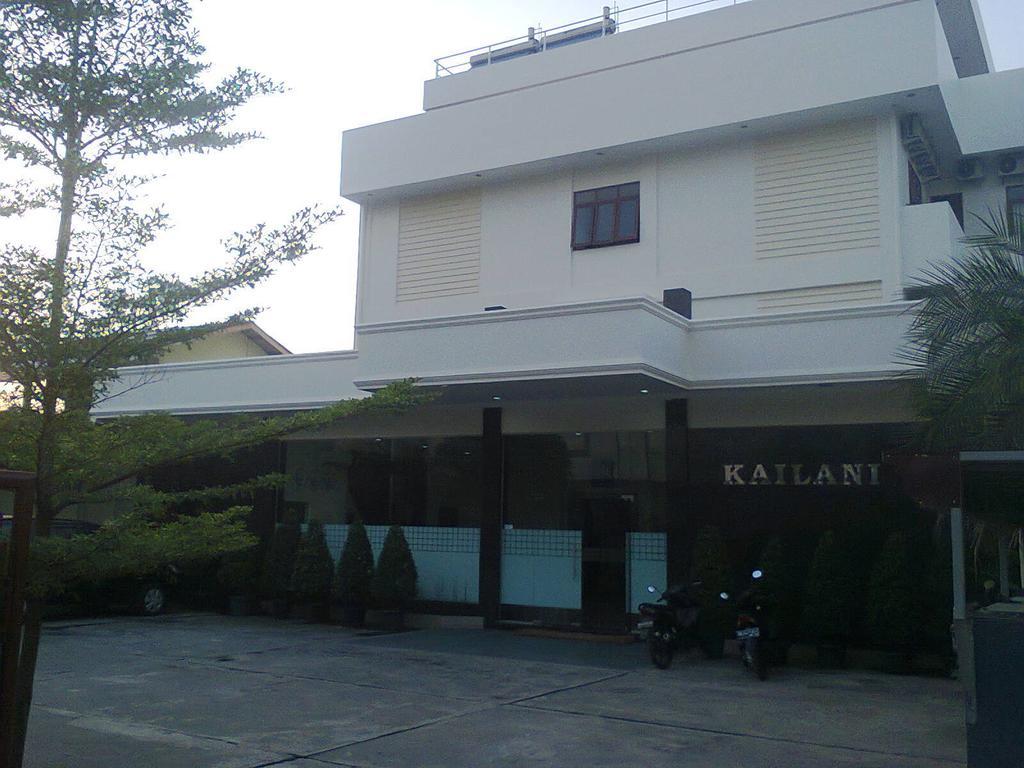 Kailani Inn Medan Exterior foto