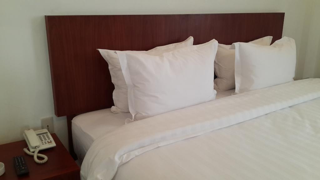 Kailani Inn Medan Habitación foto